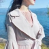 Phát sóng 2018 mùa thu mới nữ tính khí eo gấp lưới dài đôi ngực áo gió mỏng áo khoác nửa Wei áo khoác cho phụ nữ cao tuổi Trench Coat
