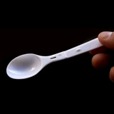 Одноразовая складная пластиковая ложка упаковка ложки ложки мороженое с мороженым.