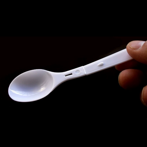 Одноразовая складная пластиковая ложка упаковка ложки ложки мороженое с мороженым.