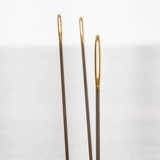 Игла золота -хвоста Черный короб