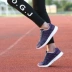 2018 mùa hè nhẹ giày thể thao của phụ nữ sốc hấp thụ giày chạy của nam giới giày lưới của phụ nữ lưới thoáng khí giày giày du lịch giày chạy