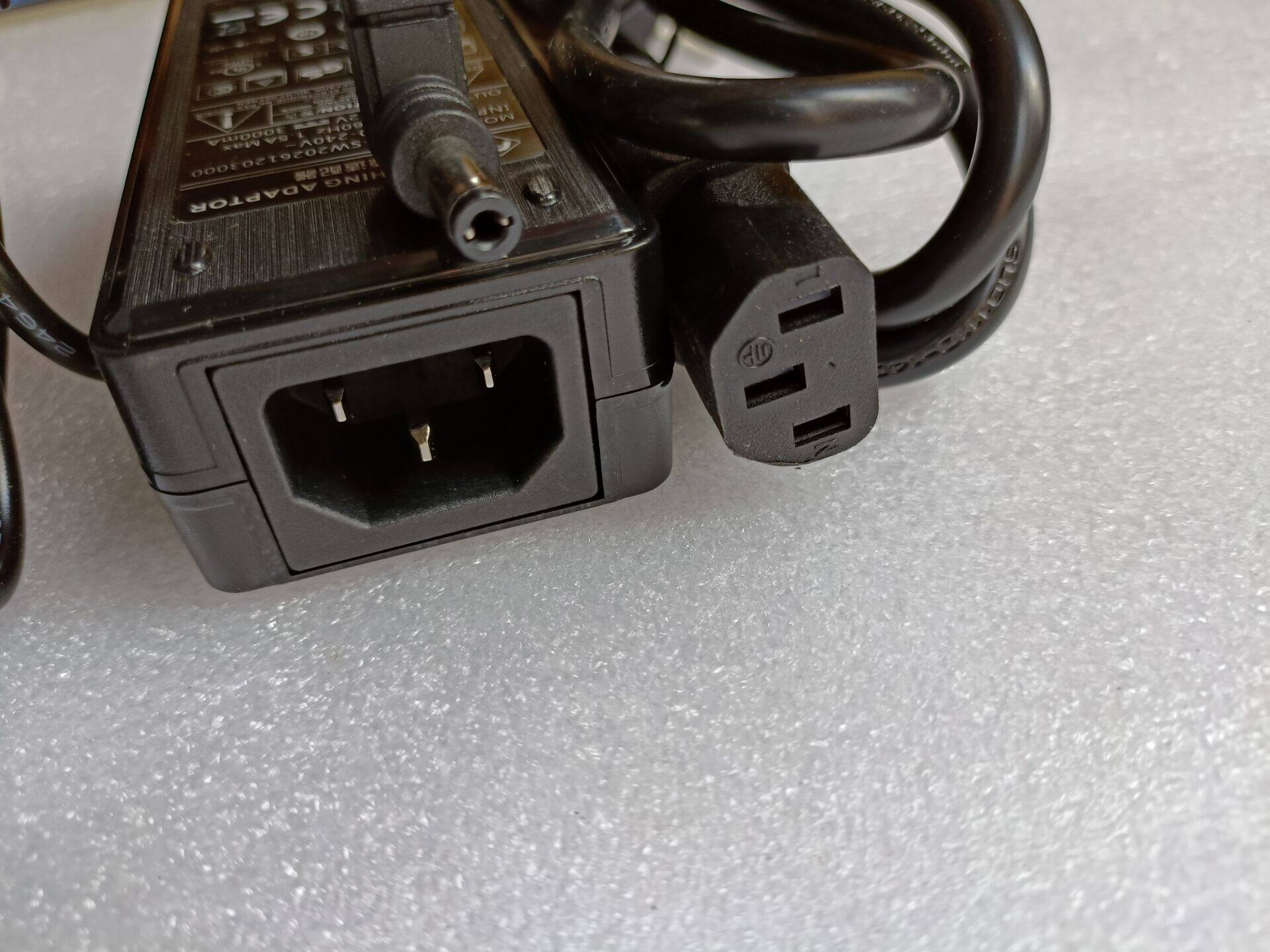 Adattatore CA Di Alimentazione PK Per Shenzhen Fujia Italia - Foto 2