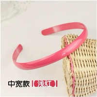 Середина светло -красного красного цвета