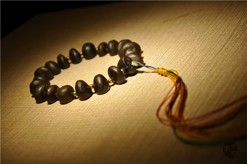 萨 Шокирующая 珊 Династия Сассана Yinzhu Старое печатное браслет из бусин