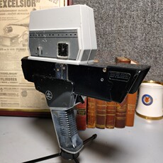 Камеры 西洋古董摄相机瑞士bolex 150 super8毫米8mm电影摄影机摆件皮箱