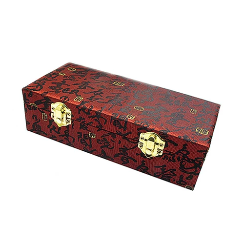 Высокопроизводительная рубка из красного дерева.