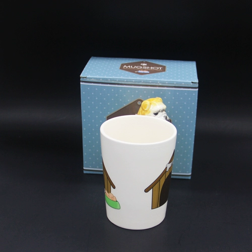 Новое животное, лежащее, чтобы защитить керамическую керамическую кружку в форме собаки Симпатичная стерео водяная чашка окрашенная керамическая чашка