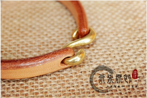 Чокер ручной работы, ожерелье, аксессуар, колокольчик, домашний питомец, кот, из натуральной кожи, делается под заказ