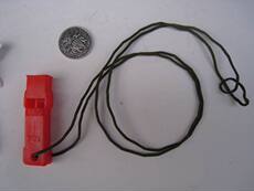 Сигнальный свисток 全新正品 飞员用救生口哨/求生哨/救生器材