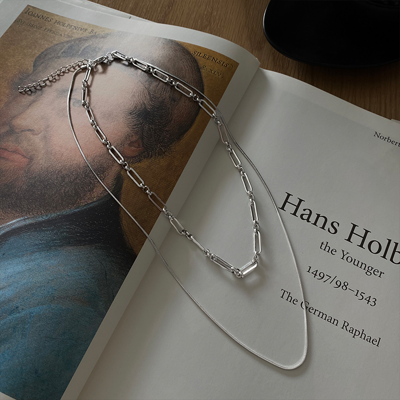 Double Chain NecklaceOverlapping wear double-deck Titanium steel Necklace female summer ins Cold wind Minority Sense of design Light luxury Sweater chain Neck chain Accessories