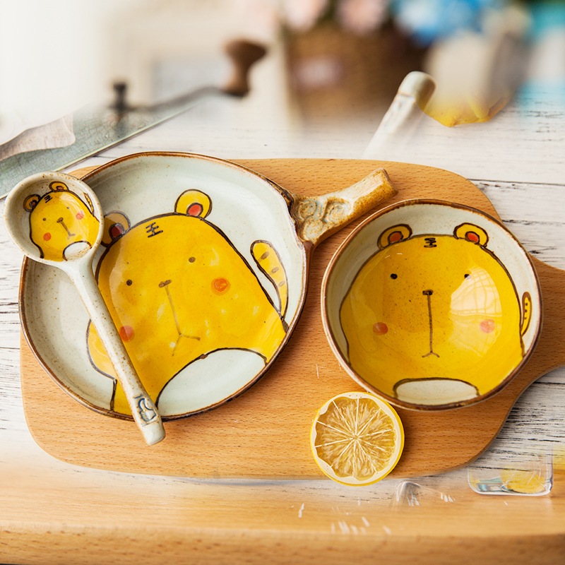 Tiger Three Piece Bowl And Spoon Setfree shipping children Cartoon ceramics tableware suit Underglaze color Hand painted Bowl, plate and cup originality birthday manual gift