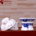 Màu xanh và trắng trà bị rò rỉ trà lọc gốm lọc trà kungfu tea set zero với bộ lọc trà trà trà lọc trà lọc