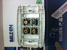 Розетка TV+телефон belden百通4孔英式面板