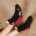 Cũ Bắc Kinh giày mắt cá chân khởi động trẻ em 2018 mùa xuân mới thêu giày tăng phẳng phẳng duy nhất khởi động gió quốc gia phụ nữ giày boot nữ cổ thấp Giày ống
