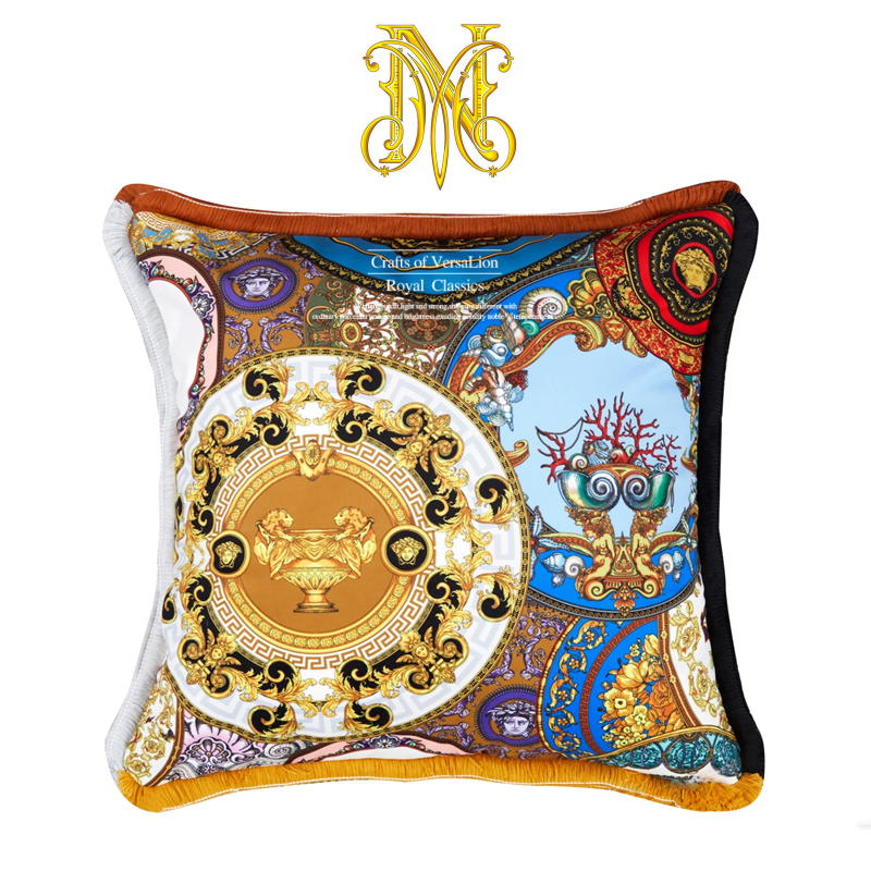 Medusa Disc (With 4 Color Tassels)2020 Spring and summer new pattern fabric art sofa European style Pillow Cushion At home wool carpet customized luxurious bedding