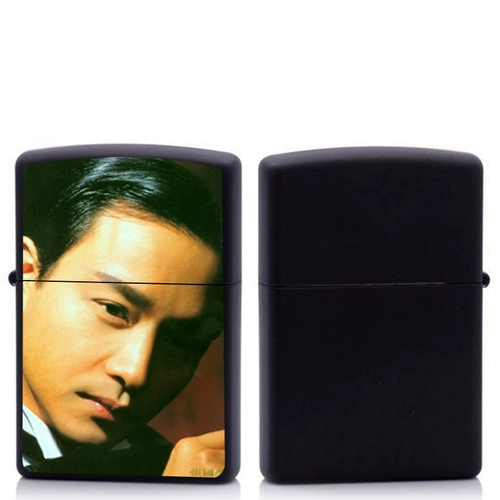 БЕСПЛАТНАЯ ДОСТАВКА, чтобы ознаменовать его брата Лесли Чеунг Встреча