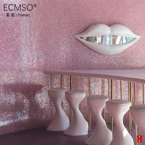 Розовая красная розовая стеклянная мозаика высокий