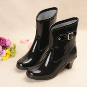 Phong cách mùa xuân và mùa hè Giày cao gót Hàn Quốc Giày cao cổ nữ mùa thu và mùa đông có thể thêm đôi giày nhung nước mưa đi giày cao gót