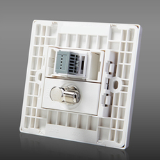 Розетка TV+телефон 正品公牛墙插电视+电话 86型面板插座 电话电视插座 视话插座