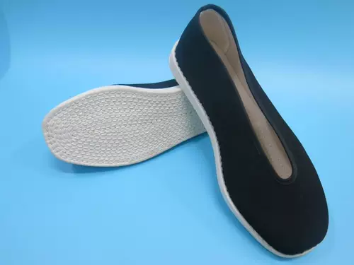 Слипоны, туфли, спортивная обувь, тканевая сумка для обуви