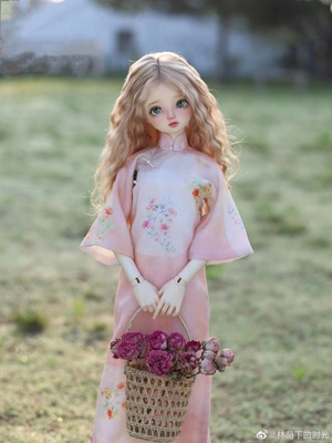 taobao agent Time in the shade bjd cheongsam, the Republic of China Fengwa clothes, three -pointers, big sleeves cheongsam