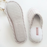 Halluci Spring и Summer Новые продукты Простые полосатые стекающие печатные тапочки.