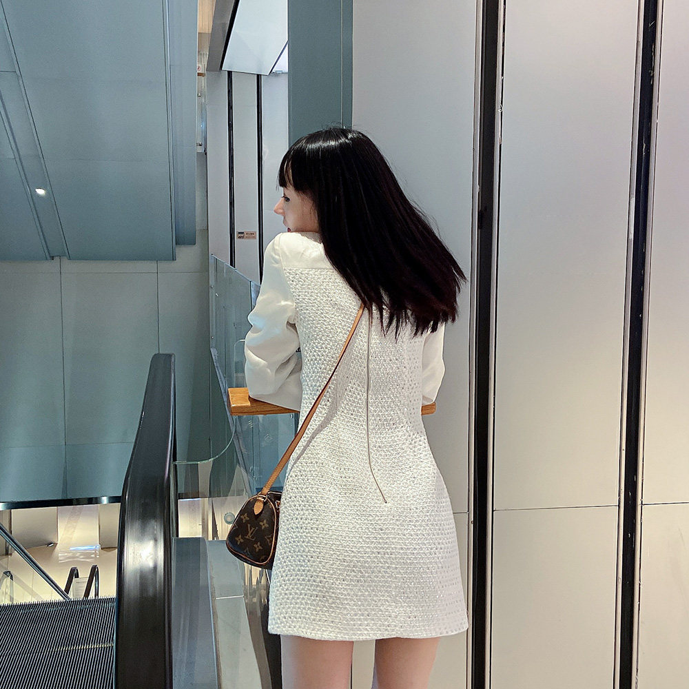 The new chanel-style dress exudes a slender and elegant feminine charm. It features long-sleeved, patchwork, fake two-piece shirt, skirt and short skirt, making you look slimmer Application Scenario