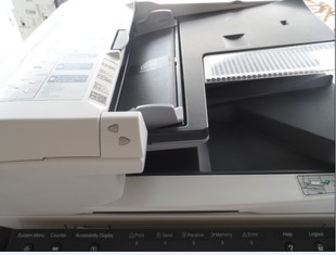 Máy photocopy laser hai mặt màu đen và trắng máy in hai mặt mới