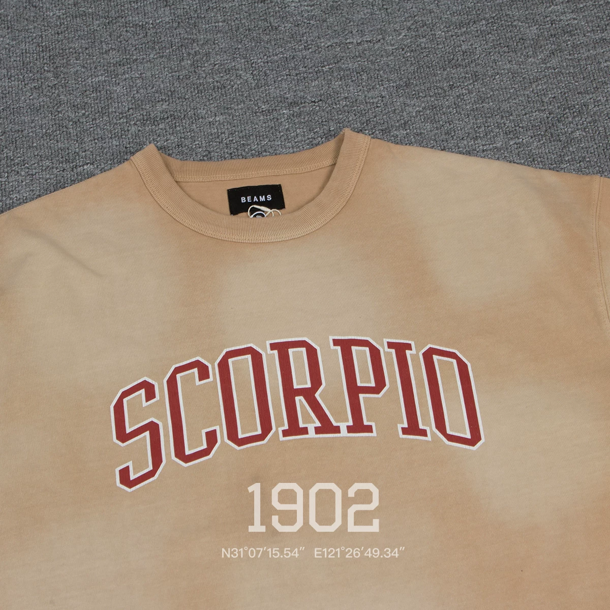 Светодиодные лучи 23SS PIGMENT DYED SOUVIR TEE вымытé вымытé задний небо T-shirt
