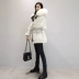 Áo khoác nữ dáng dài 2019 mùa đông mới thời trang áo rộng cổ áo lông vịt trắng xuống áo khoác dày phiên bản Hàn Quốc - Xuống áo khoác Xuống áo khoác