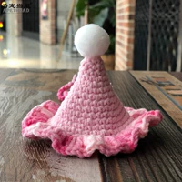 Розовая шапка