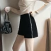 Thu đông 2018 phiên bản Hàn Quốc mới của quần short nhung sang trọng đôi dây kéo nữ thời trang hoang dã quần lửng ống rộng rộng quần sooc trắng nữ Quần short