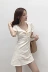 Hồng Kông phong cách retro chic dây rút với puff tay áo eo váy nữ tính khí mùa hè mỏng giảm béo Một từ váy thủy triều