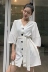 Dora Chaoren Hội Trường Hồng Kông hương vị retro chic tính đơn ngực ngắn tay cao eo slim v-cổ dây đeo váy nữ 	váy liền nhún eo	 Váy eo cao