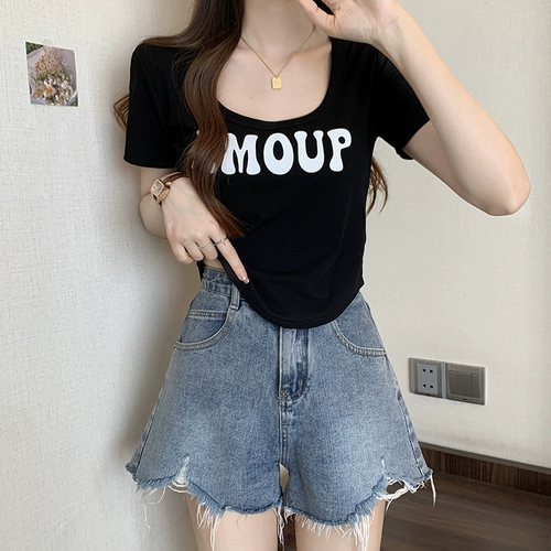 Дизайнерская короткая футболка с коротким рукавом, большой размер, в американском стиле, тренд сезона, коллекция 2023, по фигуре