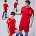 Đồng phục bóng đá trẻ em tay áo ngắn tùy chỉnh đào tạo bóng đá phù hợp với quần áo bóng đá trẻ em quần áo bóng đá người lớn phù hợp với mùa hè in phông chữ