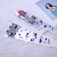 Одна сумка одного глубокого пурпурного персикового сердца