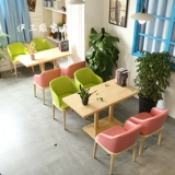 Западные ресторанные столы и стулья Комбинация простые переговоры и стул - это явная сеть отдыха Red Restaurant Dessert Milk Tea Shop Стол и комбинация стула