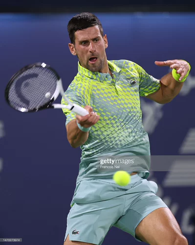 Шорты с теннисом в лакосте.