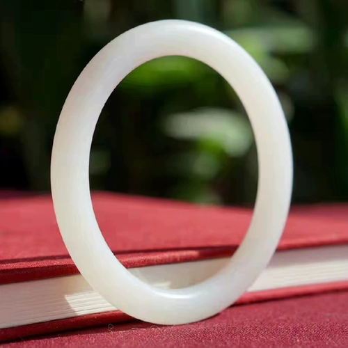 Hotan Jade Professional Professionalsing Live Sheep Fat Bhite Bracelet браслет нефрита белые влажные, нежные, нежные и элегантные