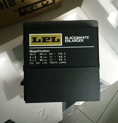 Черно -белая комната Dark Room усилитель Japan LPL 7700 B/W Черно -белые точки 120 усилитель