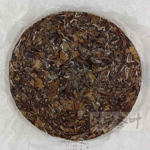 2014 год, белый чай, белый пион, старый торт 350g fujian taiyu Маунтин Гонгмей xixi Солнце солнце старый белый чай
