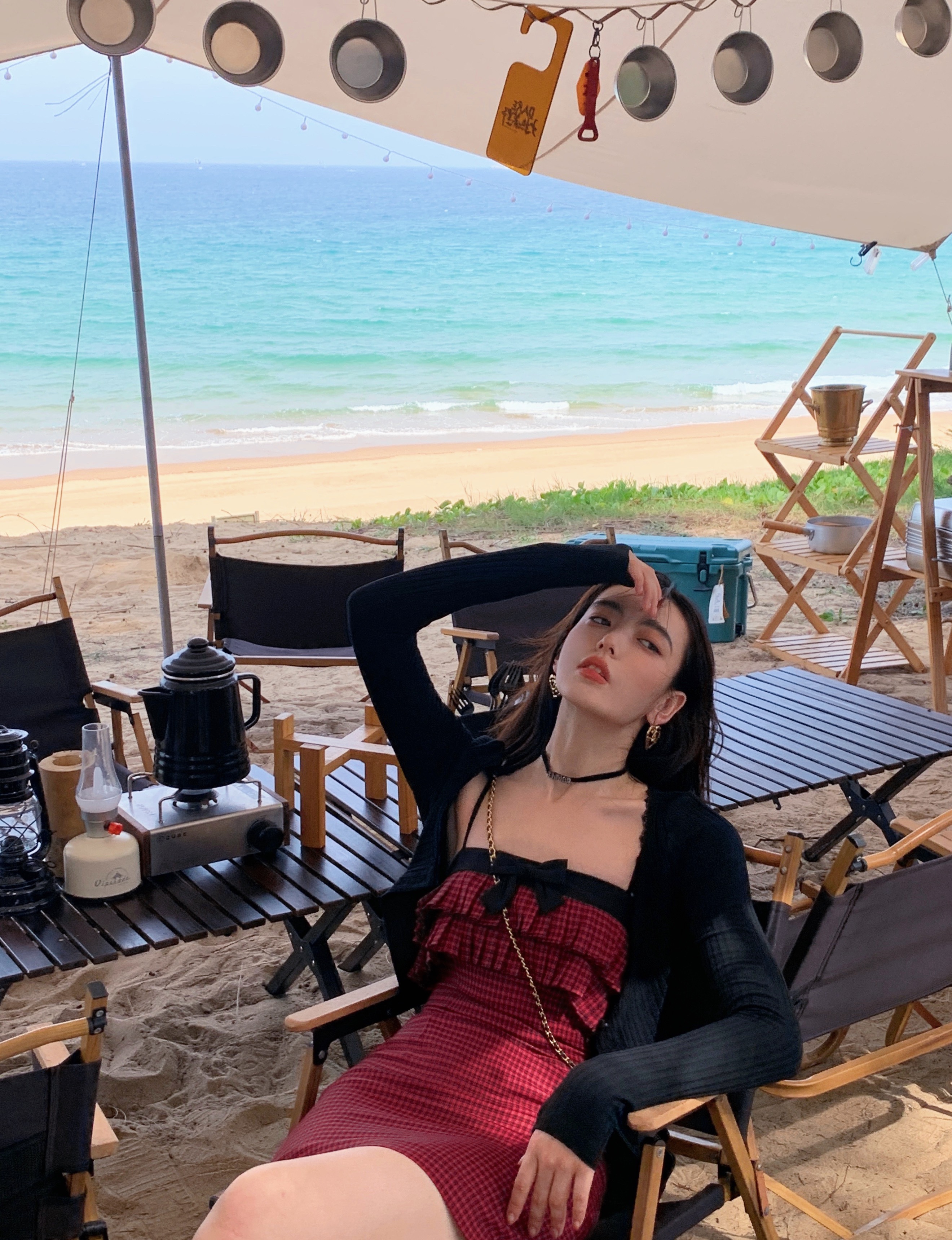 Sweet Cool RedAcaine A CAI And 【 Sweet line hottie 】 Artistic sense Little skirt French Advanced sense Close your waist Check pattern braces skirt
