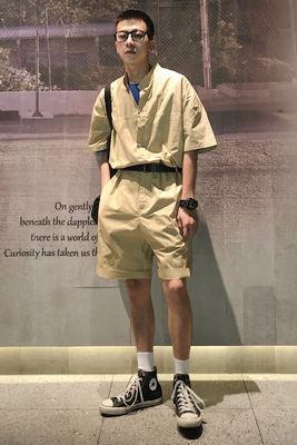 Bốn mươi chín ngày mùa hè Nhật Bản thường lỏng ngắn tay jumpsuit nam quần short xu hướng vài jumpsuit quần Áo khoác đôi