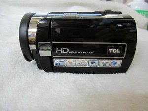 Mô hình TCL TCL D868FHD sử dụng ánh sáng máy quay video kỹ thuật số độ phân giải cao và màn hình cảm ứng DV nhỏ thời trang may quay