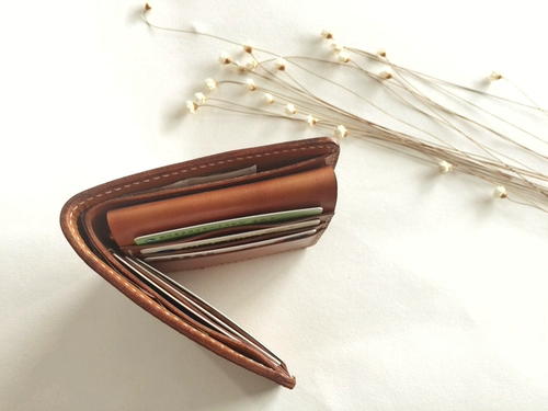 Оригинальный кожаный короткий бумажник, вместительный и большой кошелек подходит для мужчин и женщин, ретро сумка, из натуральной кожи