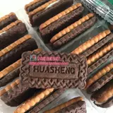 Huasheng 心 Сэндвич -бисквиты Большой кремовый шоколад сэндвич сэндвич печенье с пальцами 8090 Старые модные ностальгические закуски