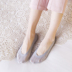 Hàn Quốc vớ thuyền nữ kích thước lớn băng lụa non-slip non-slip silicone vớ của phụ nữ mùa hè siêu mỏng nông miệng vớ vô hình giày đơn Vớ mắt cá chân