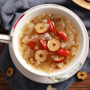 与时间红枣枸杞银耳羹冲泡即食银耳汤冻干粥速食免煮独立包装包邮