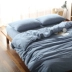 Bộ đồ cotton bốn mảnh được giặt mà không in lưới kiểu rắn màu Nhật Bản - Bộ đồ giường bốn mảnh mền gối Bộ đồ giường bốn mảnh